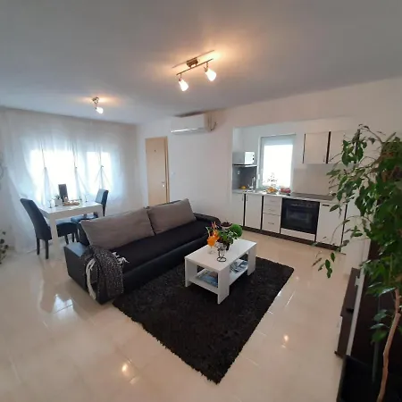 Apartament With A Parking Space - 19003